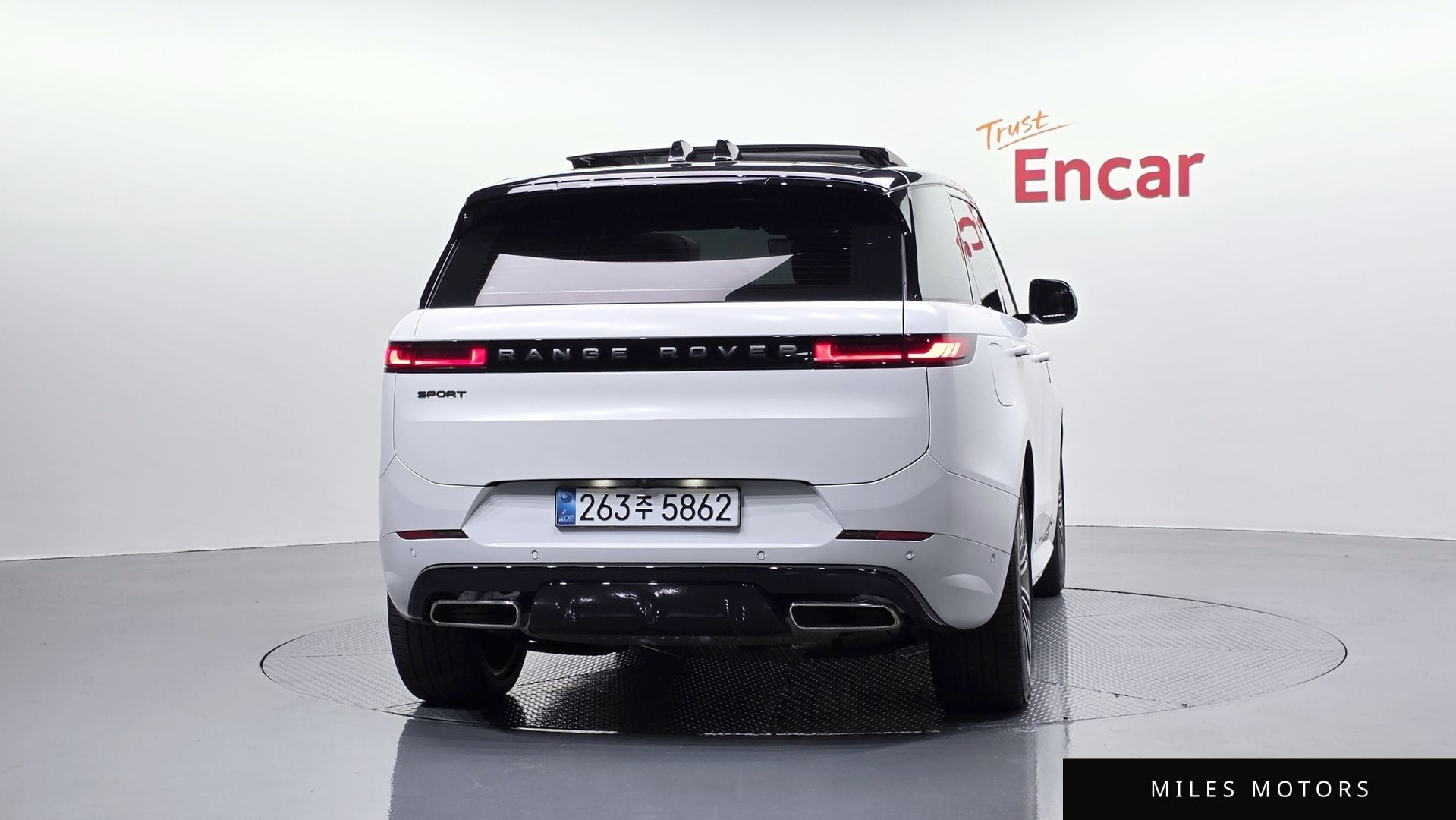 Land Rover Range Rover Sport 2025 — миниатюра 4