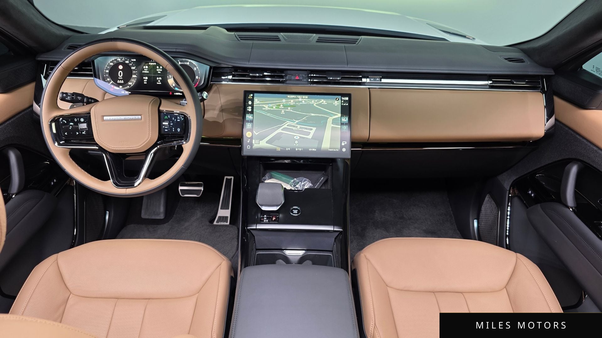 Land Rover Range Rover Sport 2025 — миниатюра 10