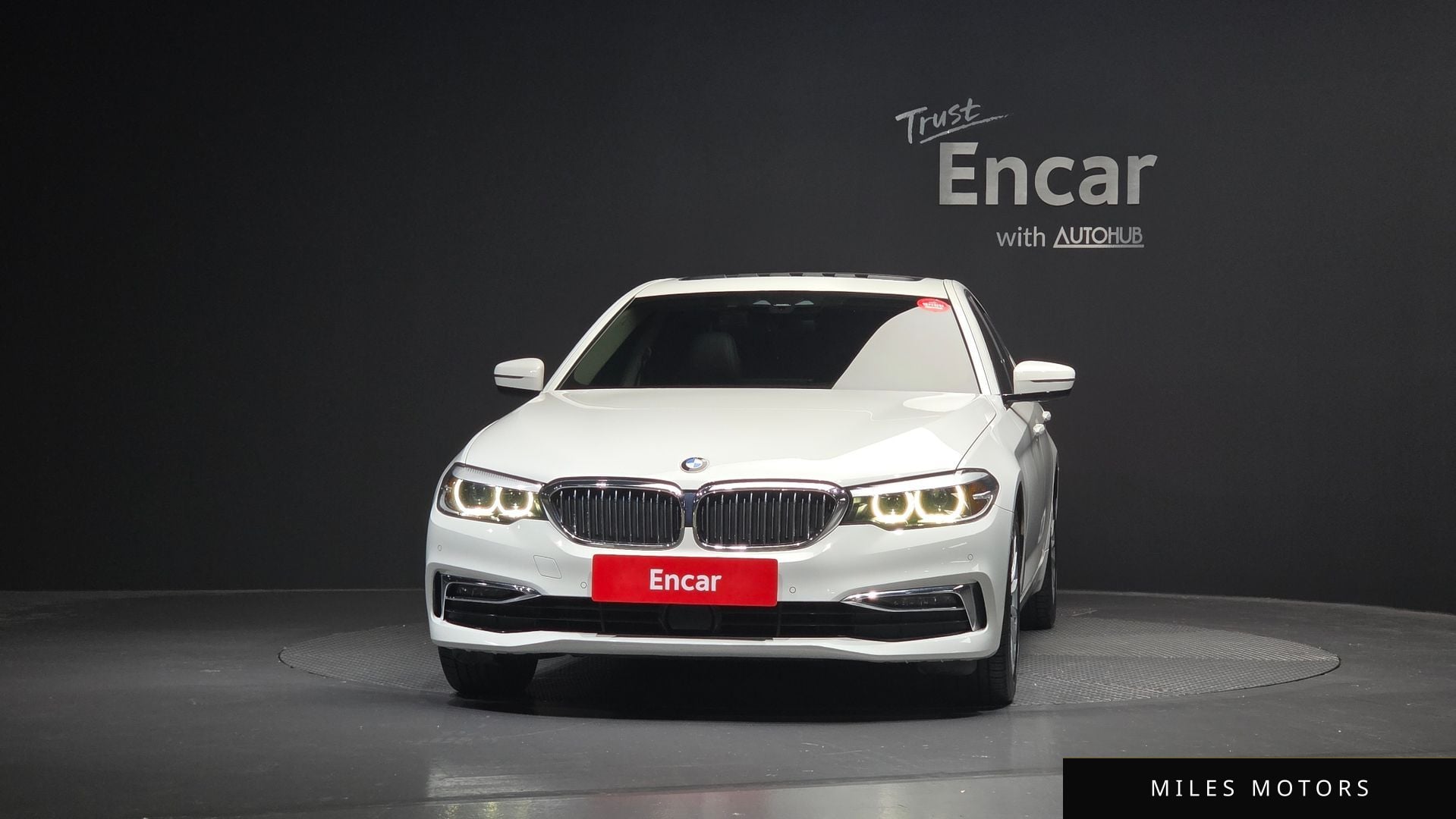 BMW 5 Series (G30) 2020 — миниатюра 3