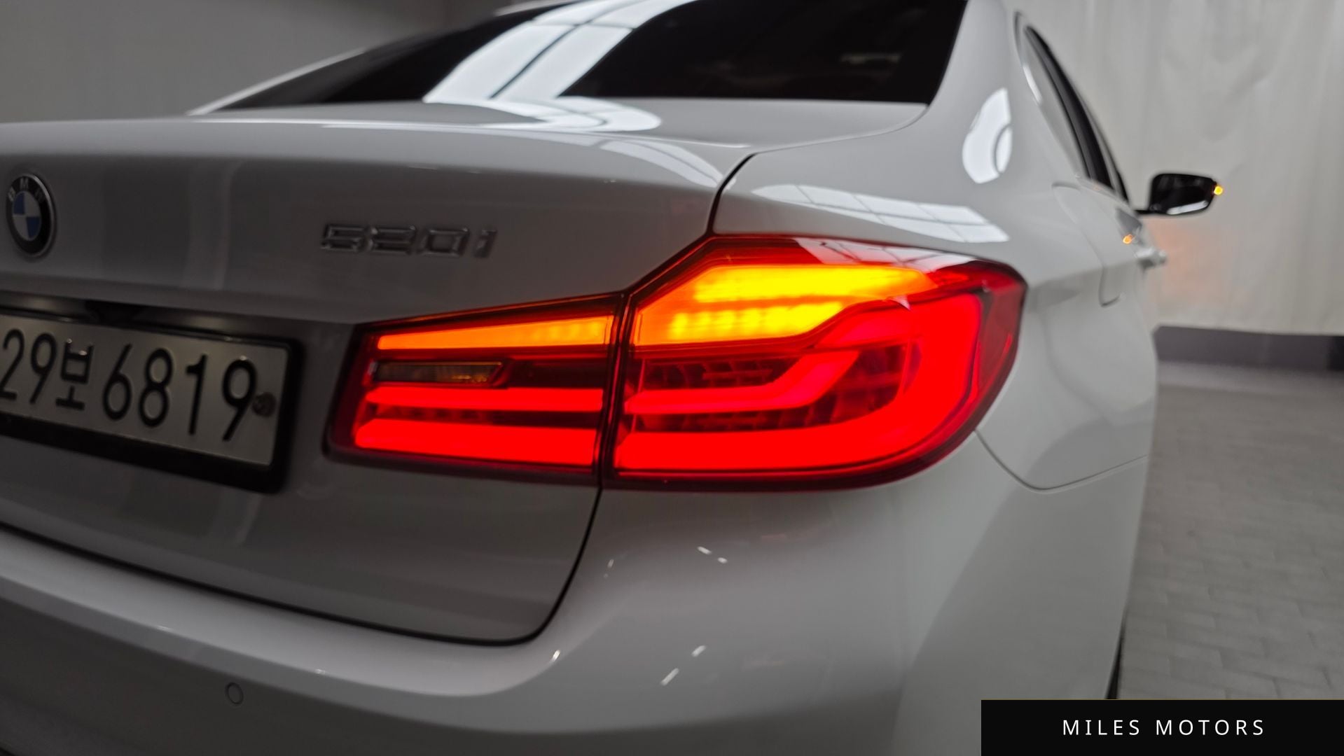 BMW 5 Series (G30) 2020 — миниатюра 9