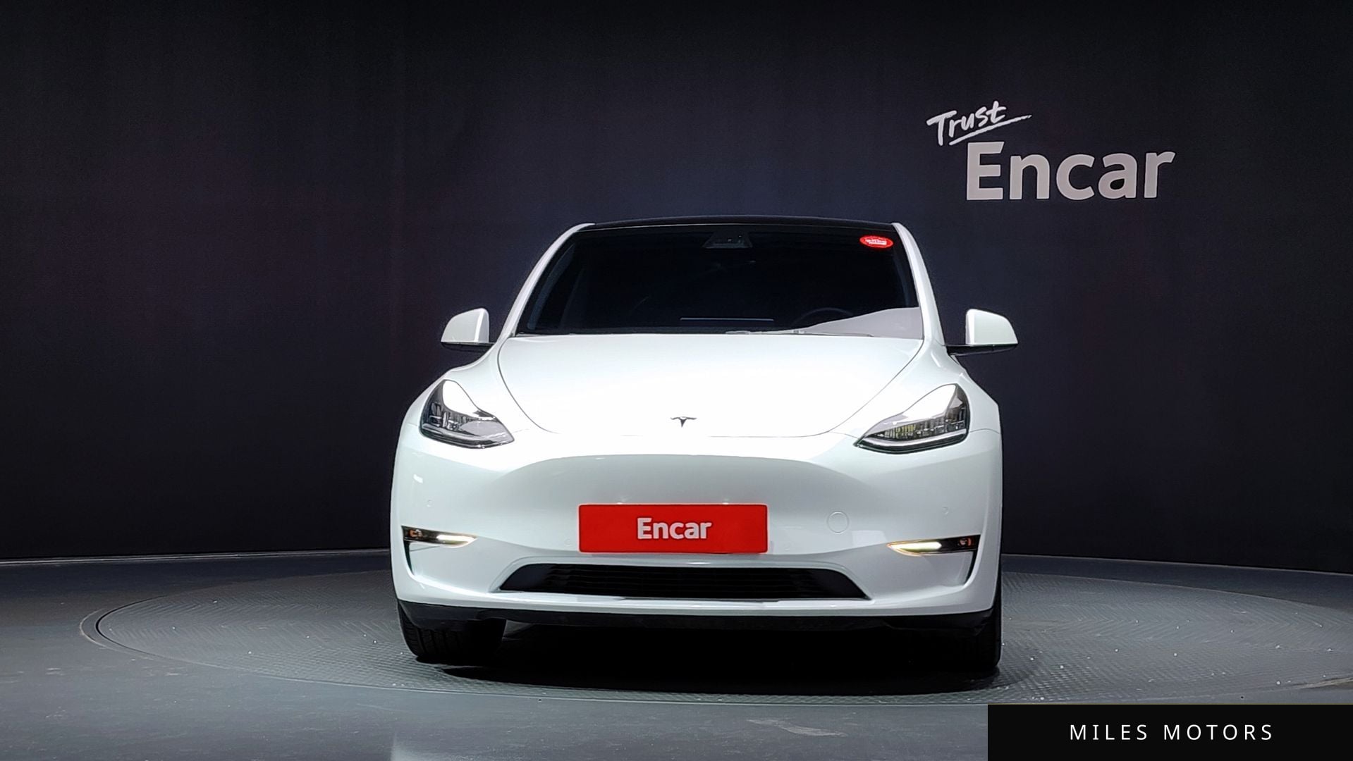 Tesla Model Y 2022 — миниатюра 3