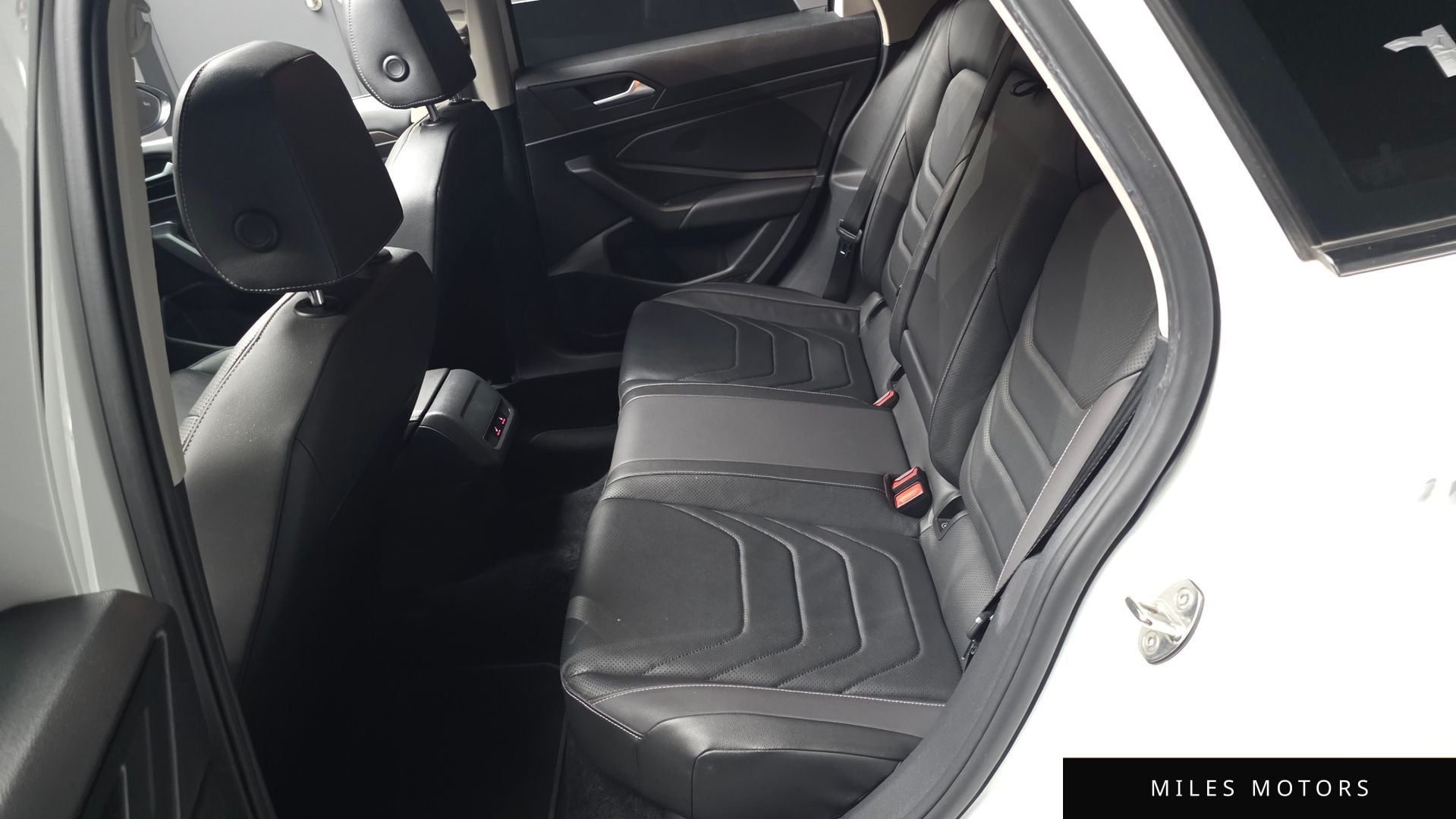 Volkswagen Jetta 2021 — миниатюра 11