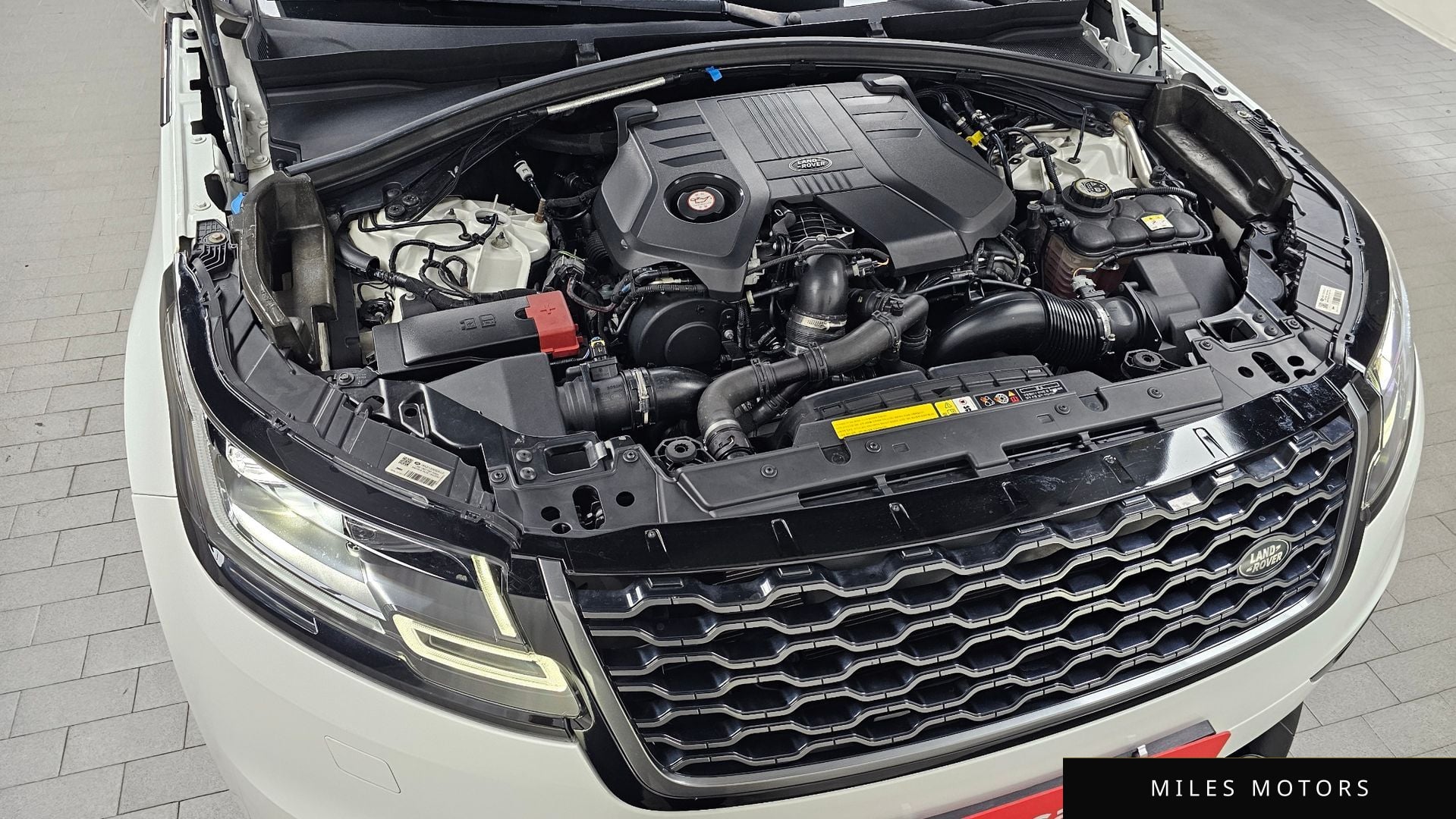 Land Rover Range Rover Velar 2018 — миниатюра 6