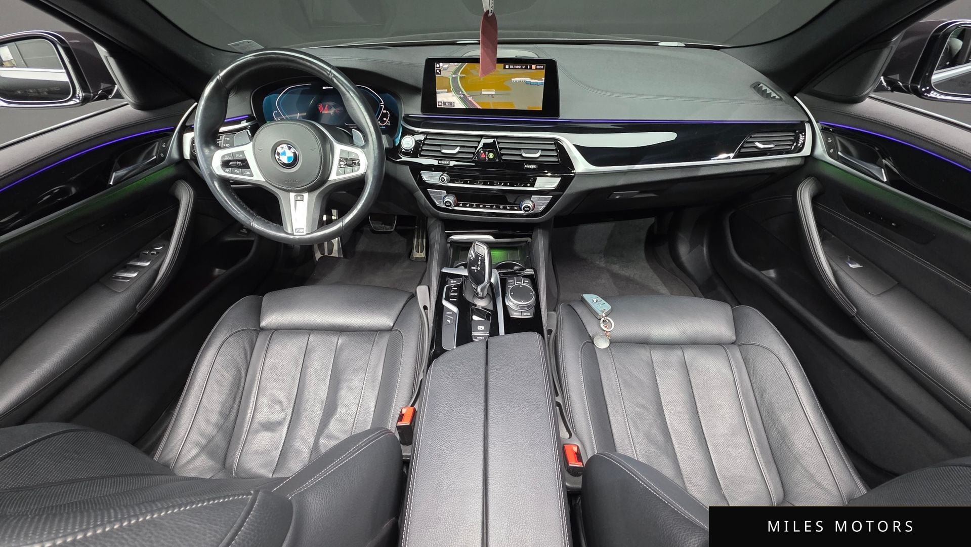 BMW 5 Series (G30) 2020 — миниатюра 10