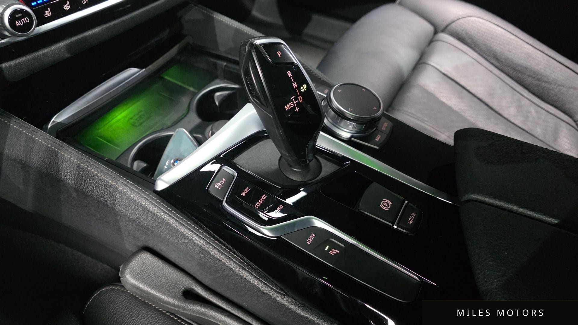 BMW 5 Series (G30) 2020 — миниатюра 12