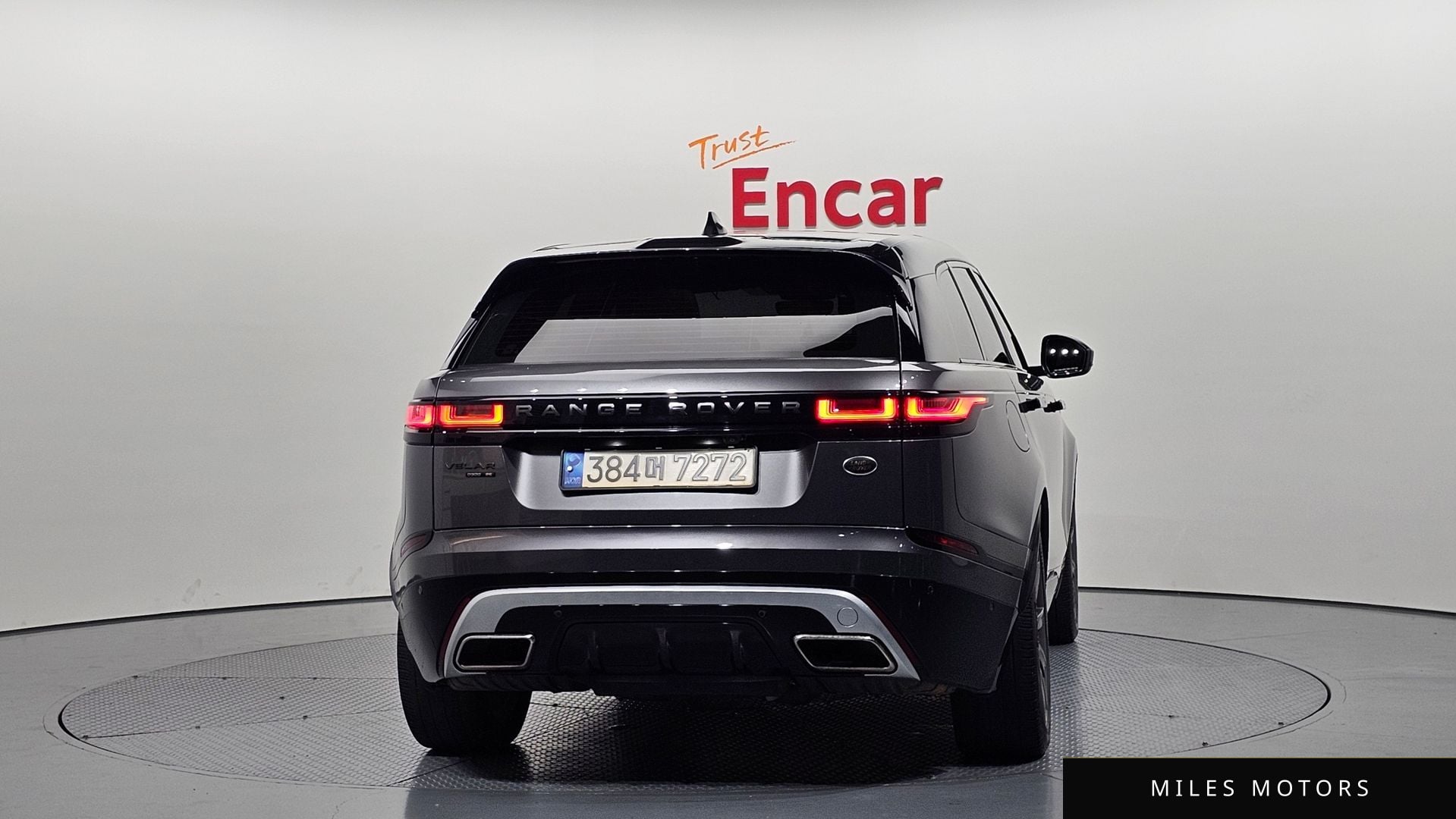Land Rover Range Rover Velar 2018 — миниатюра 3