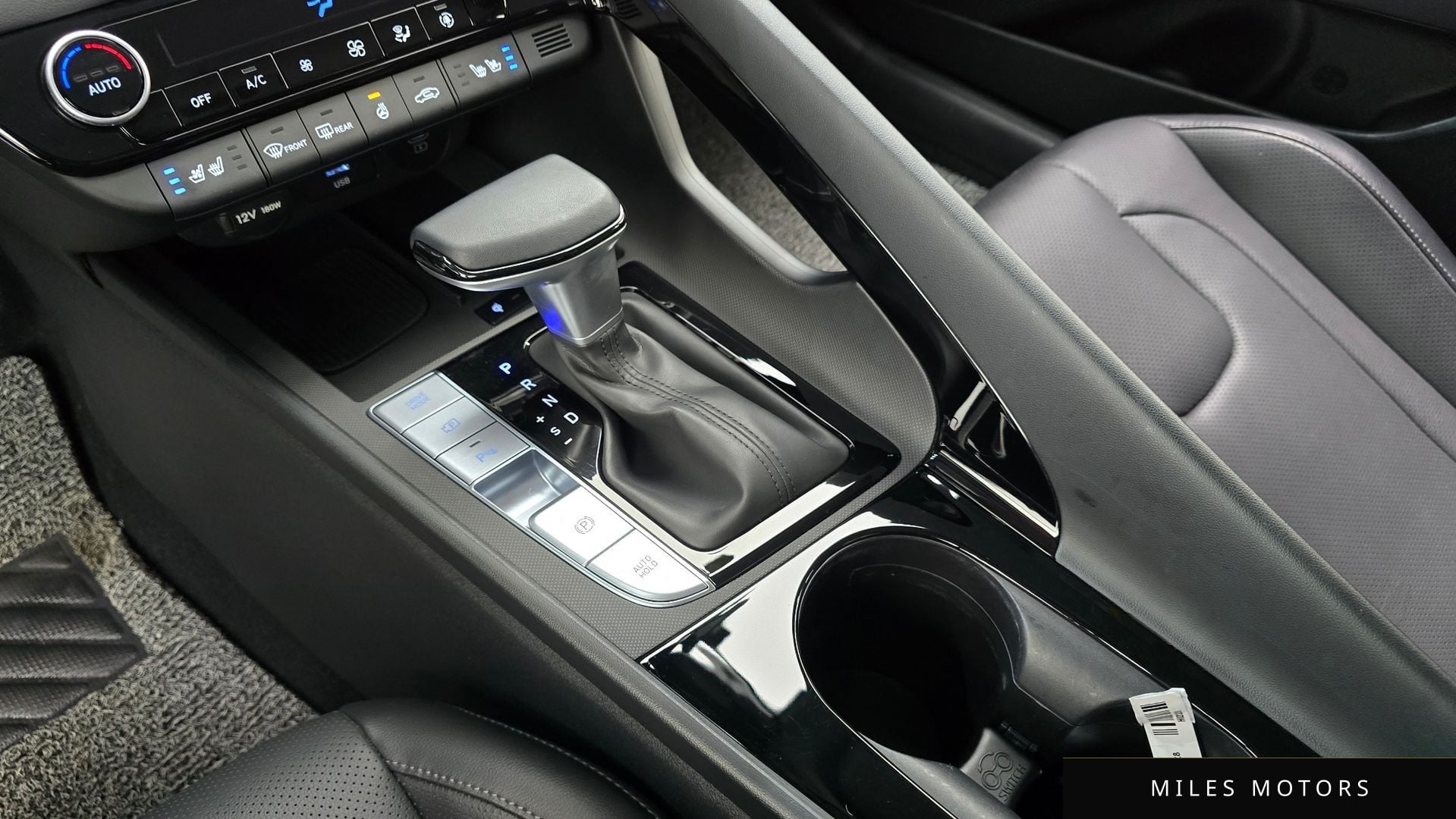 Hyundai AVANTE 2025 — миниатюра 12