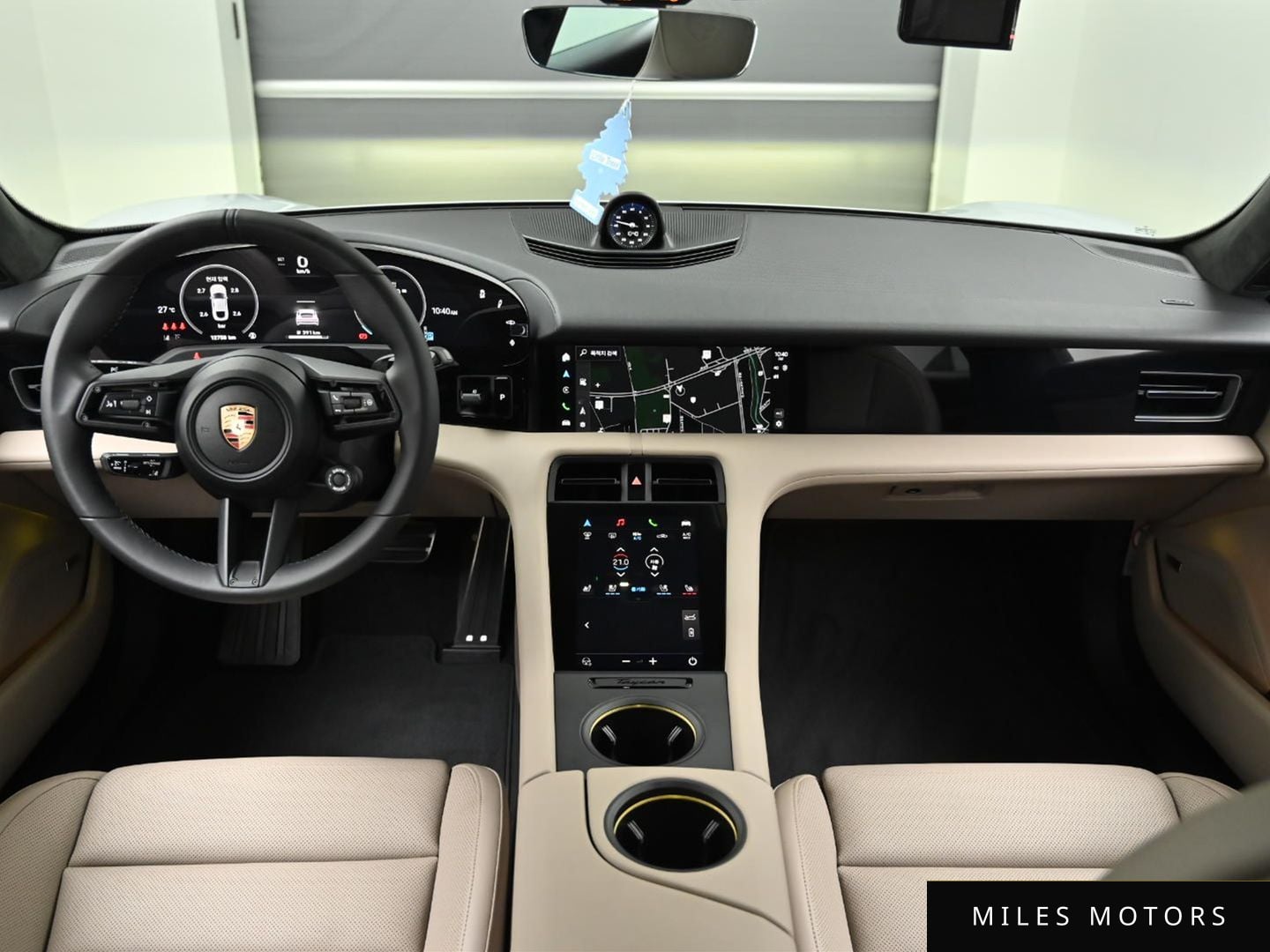 Porsche Taycan 2025 — миниатюра 7