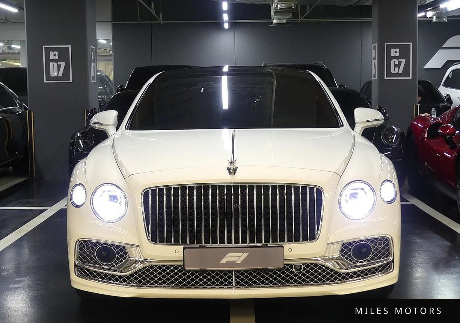 Bentley Flying Spur 2022 — миниатюра 3