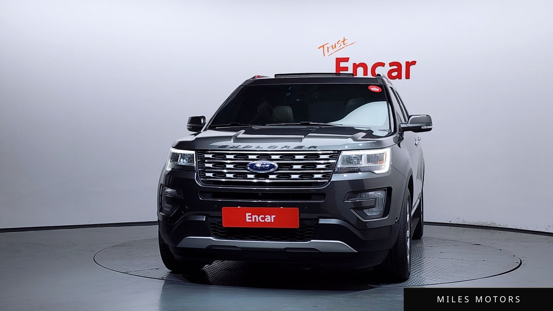 Ford Explorer 2017 — миниатюра 3