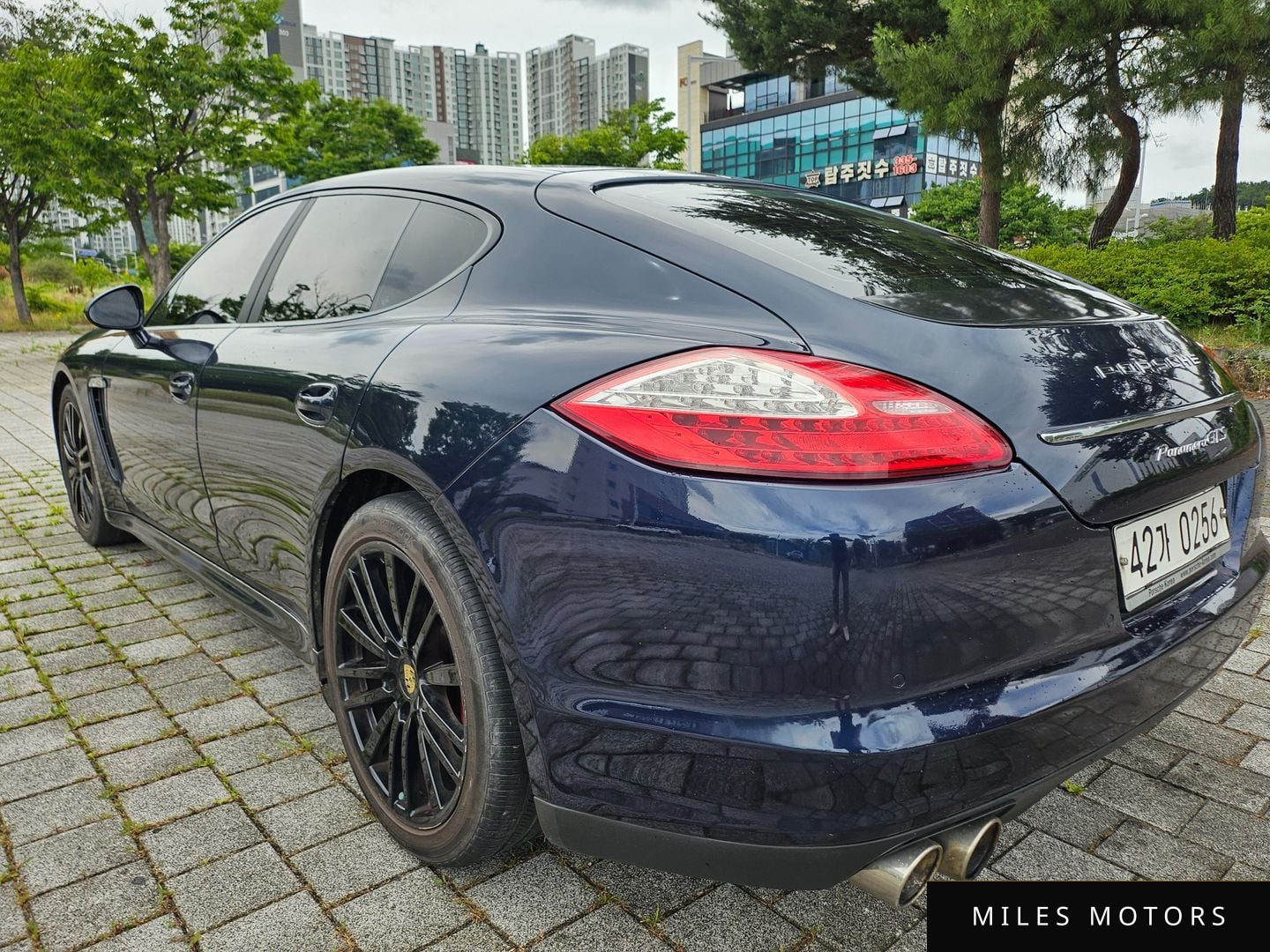 Porsche Panamera 2011 — миниатюра 6