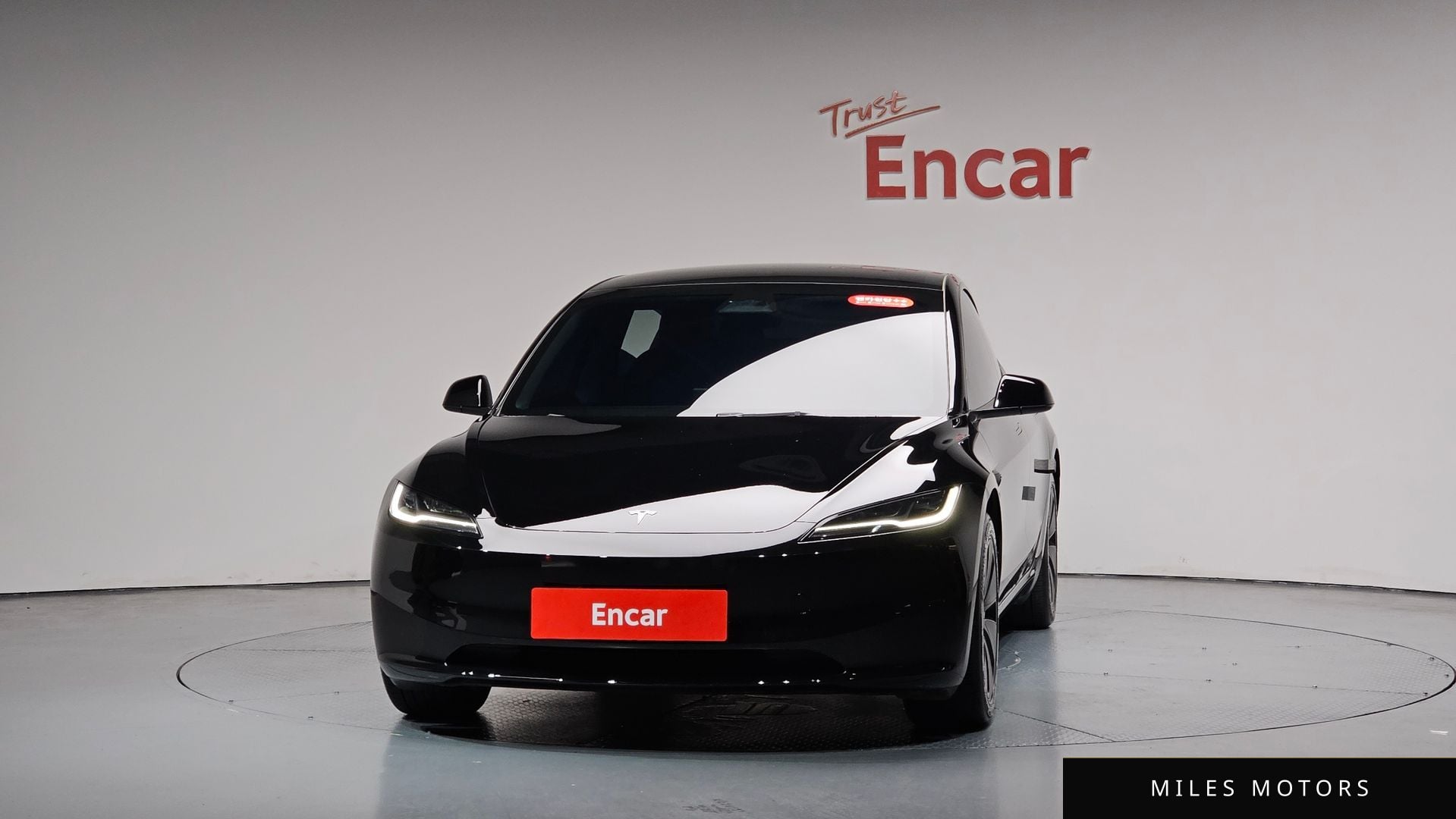 Tesla Model 3 2024 — миниатюра 2