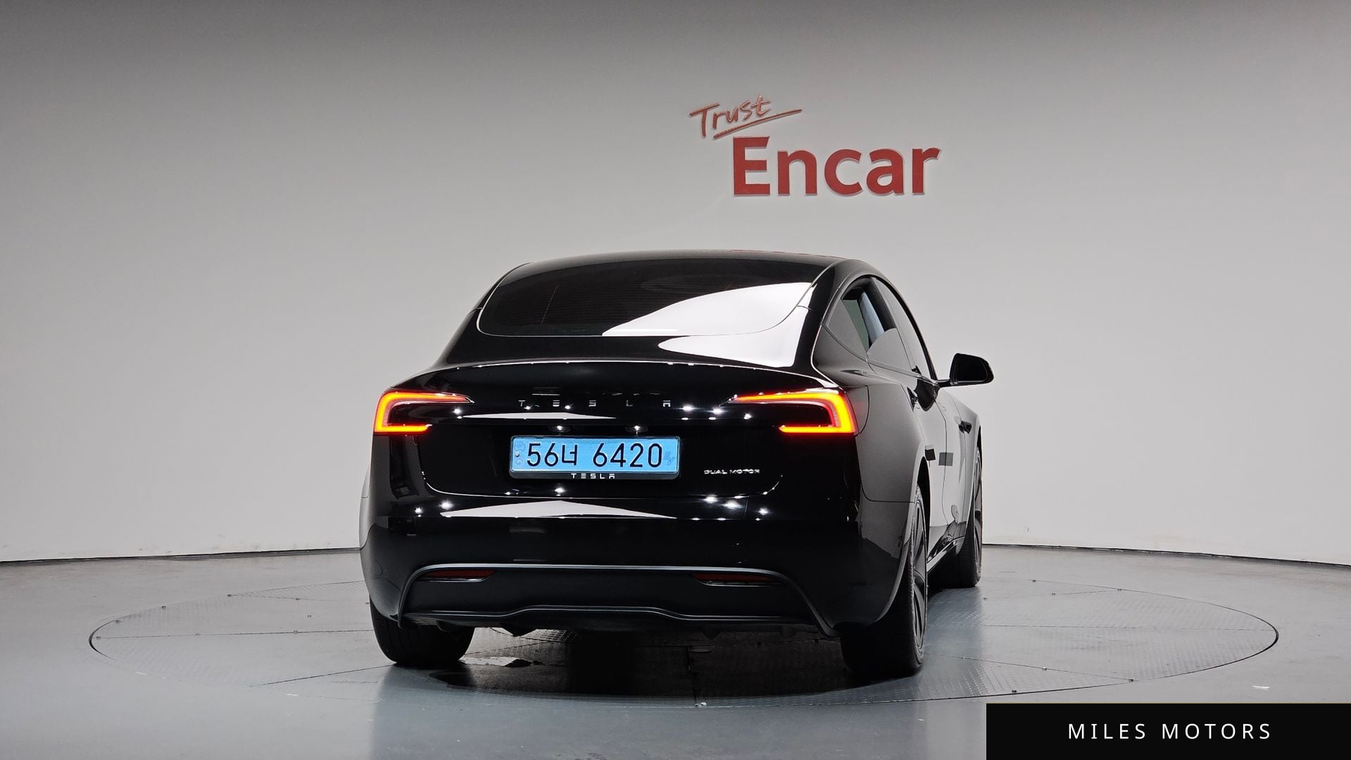 Tesla Model 3 2024 — миниатюра 3