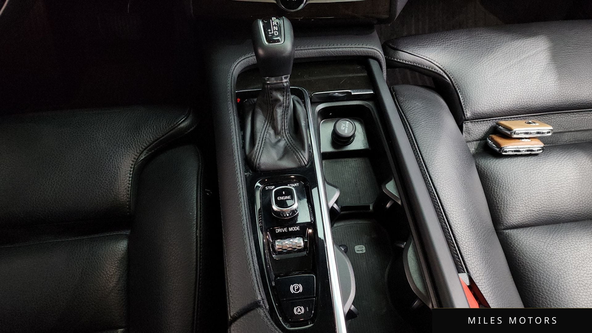 Volvo XC90 2017 — миниатюра 9