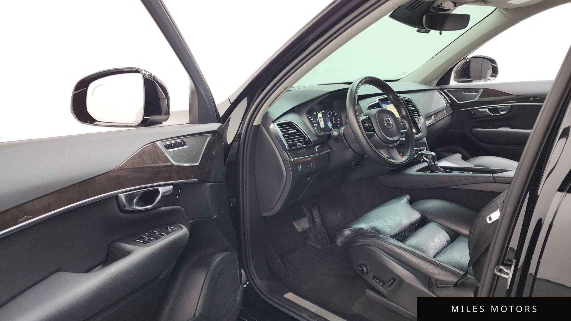 Volvo XC90 2017 — миниатюра 10