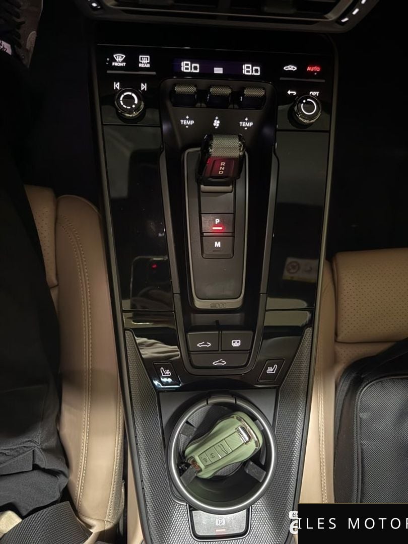 Porsche 911 (992) 2020 — миниатюра 11