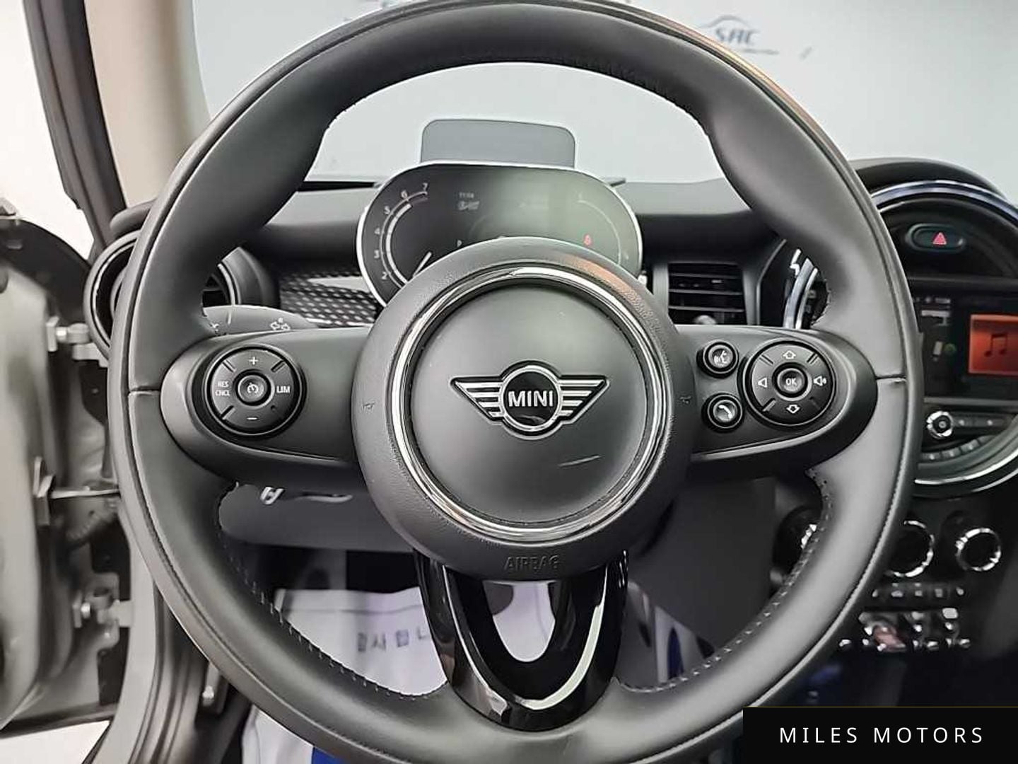 MINI Cooper S 2021 — миниатюра 9