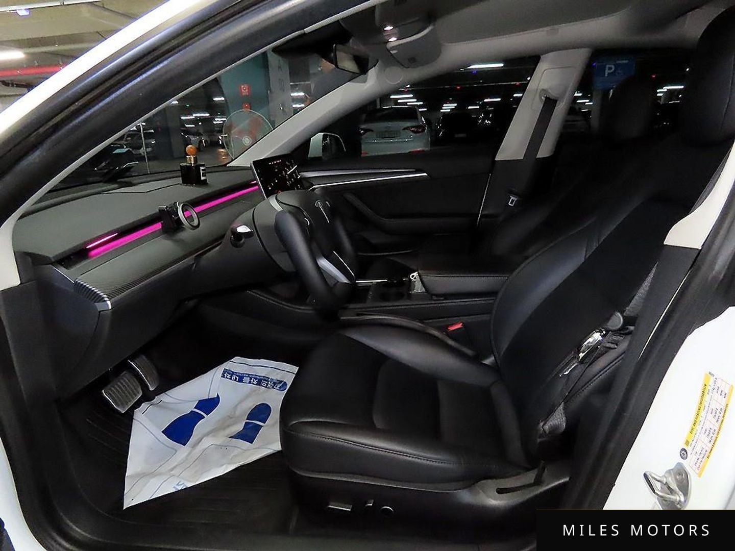 Tesla Model 3 2021 — миниатюра 6
