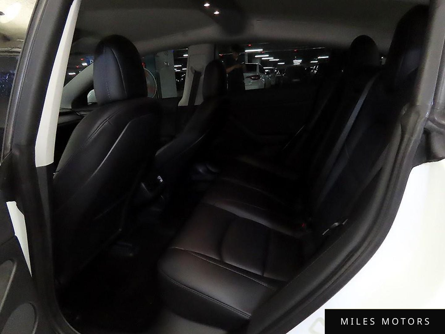 Tesla Model 3 2021 — миниатюра 7