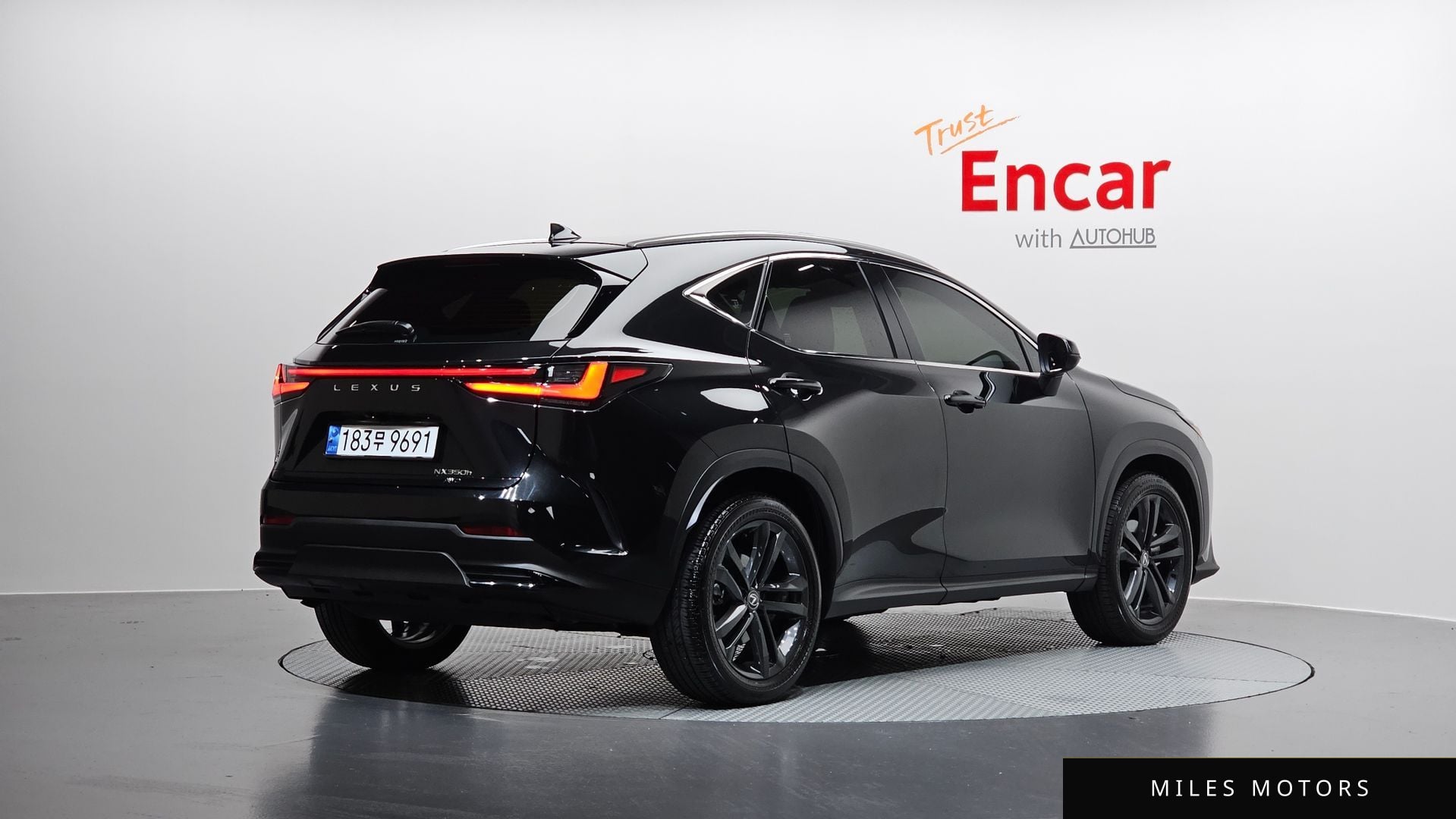 Лексус NX350h 2024 — миниатюра 2