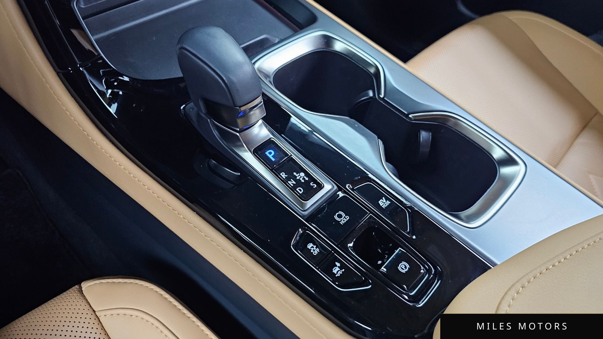 Лексус NX350h 2024 — миниатюра 12