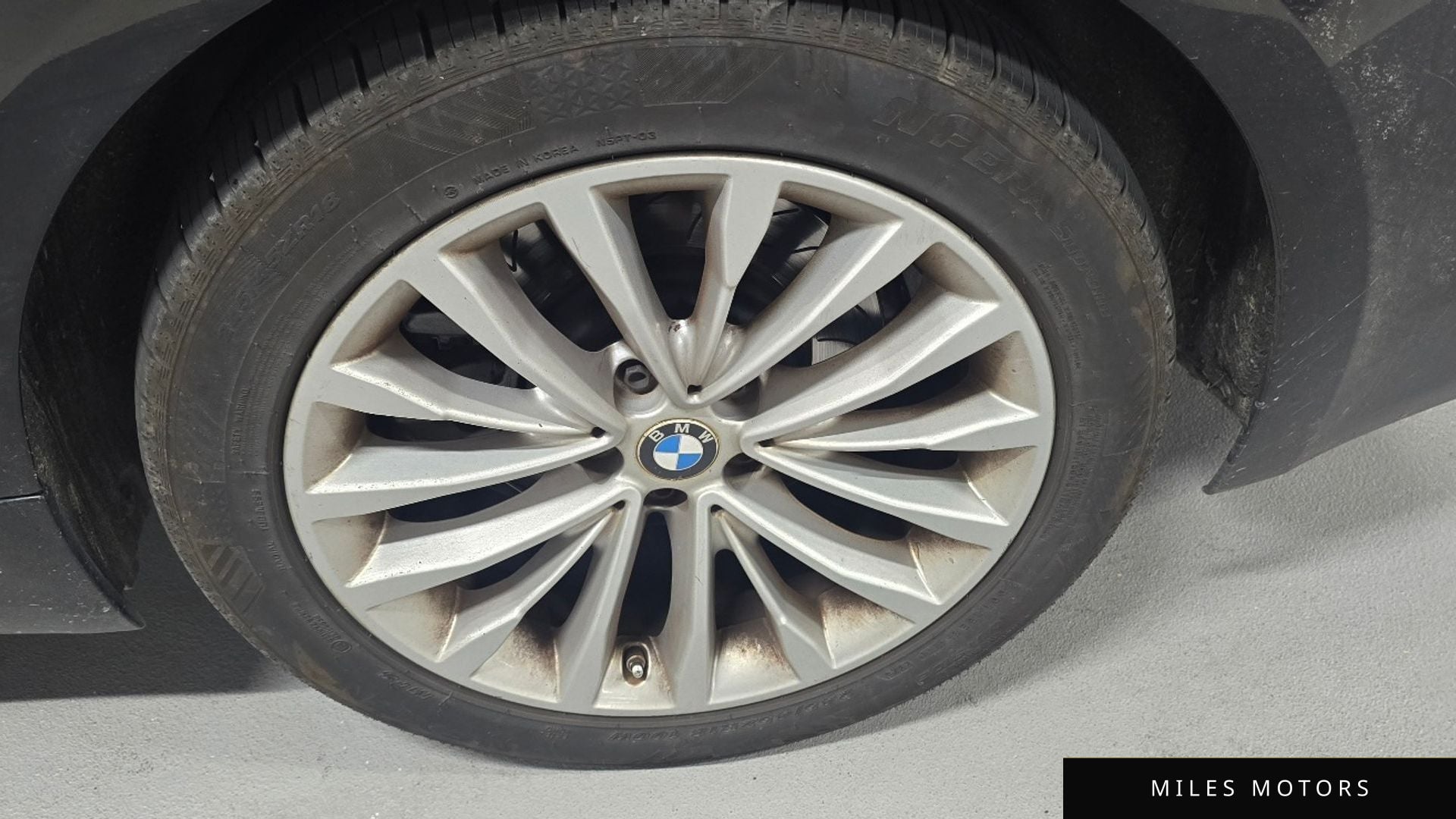 BMW 5 Series (G30) 2019 — миниатюра 5