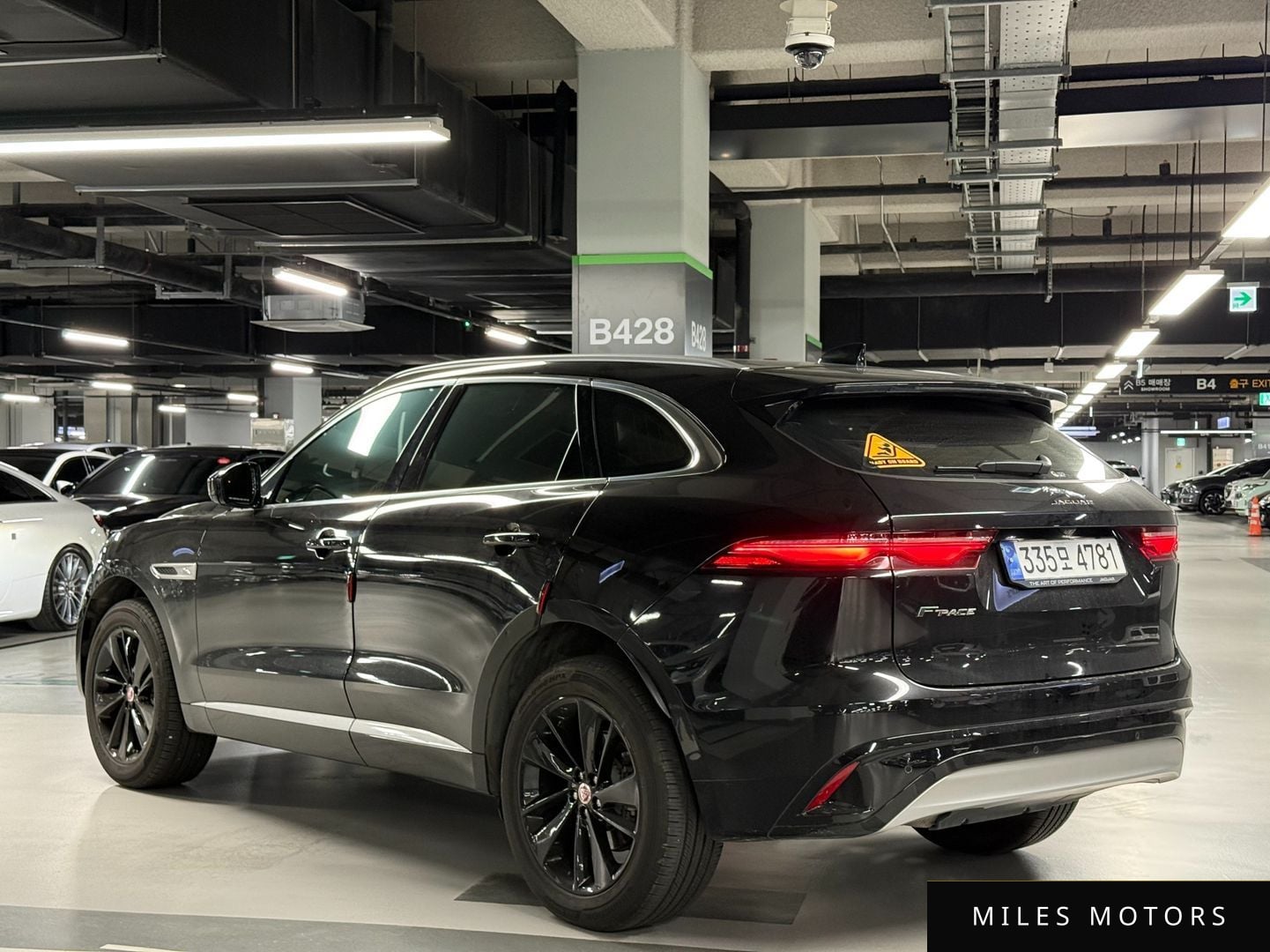 Jaguar F-PACE 2022 — миниатюра 2