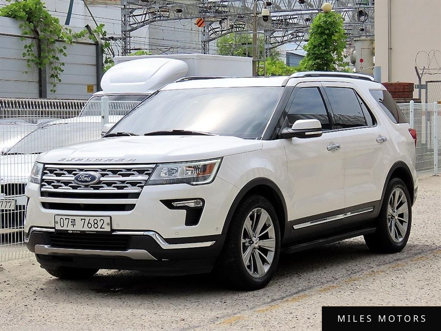 Ford Explorer 2018 — миниатюра 2