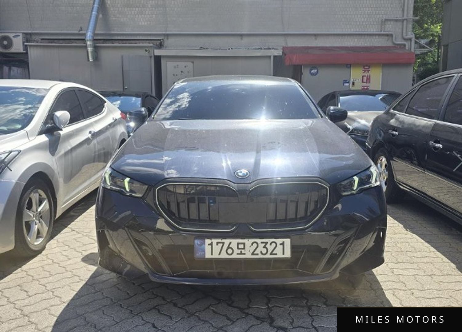 BMW 5 Series (G60) 2024 — миниатюра 2