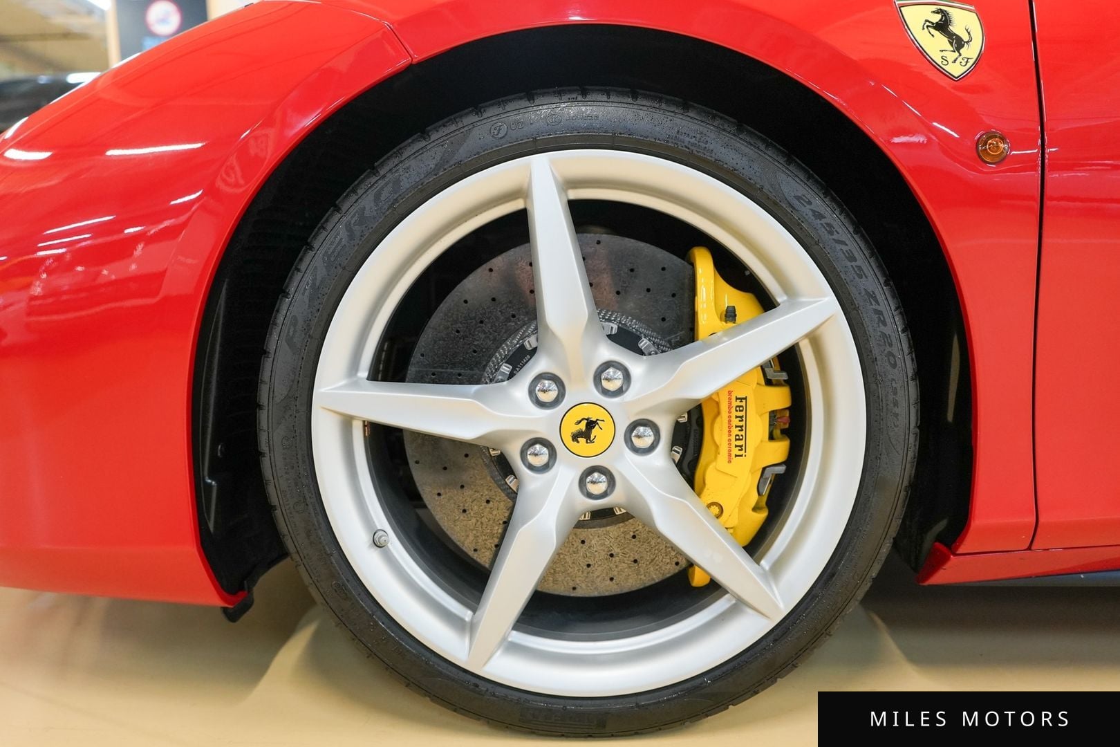 Ferrari 488 GTB 2017 — миниатюра 5