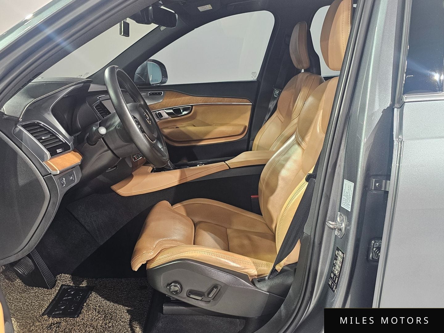 Volvo XC90 2018 — миниатюра 11