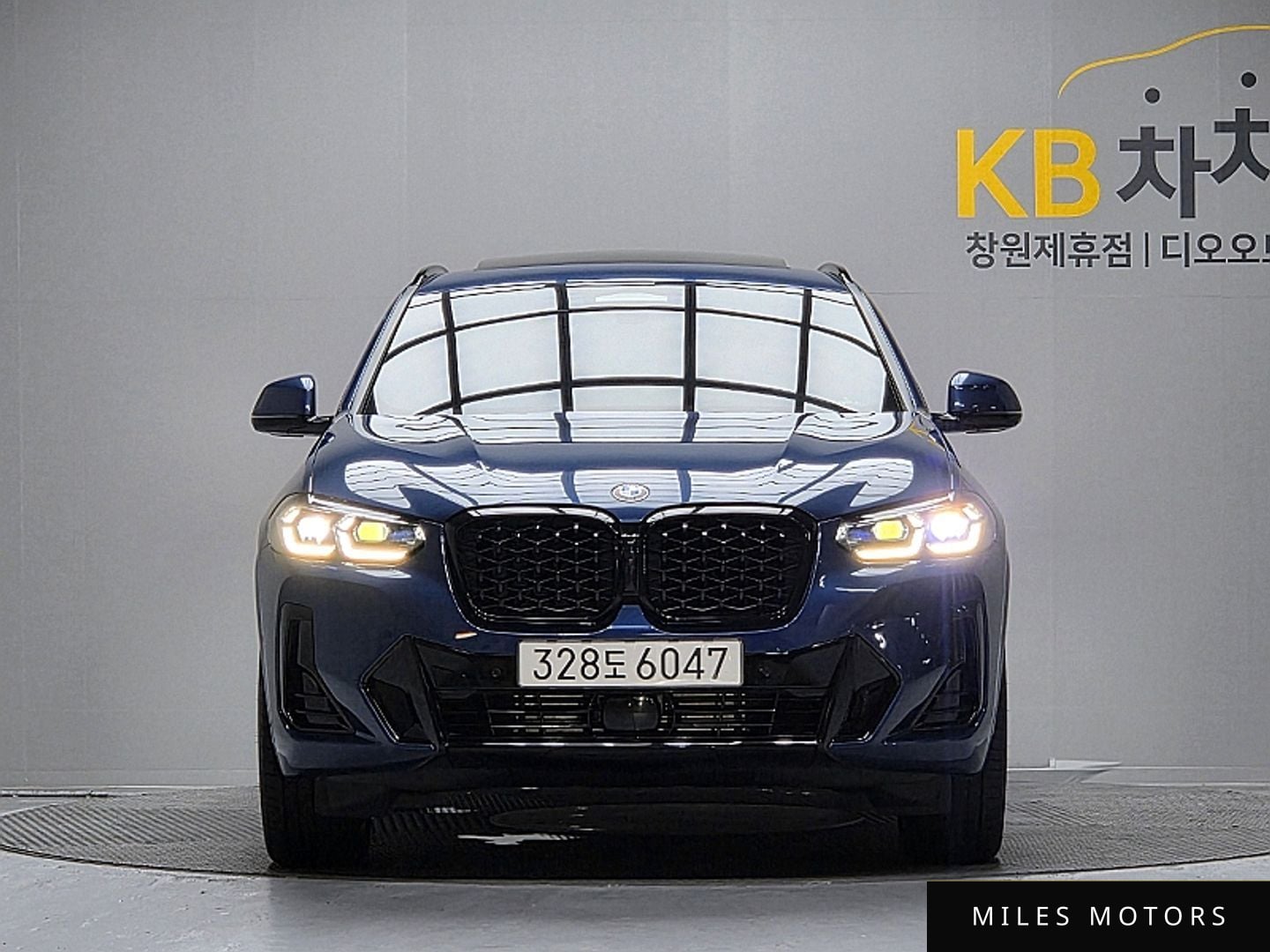 BMW X4 (G02) 2025 — миниатюра 3