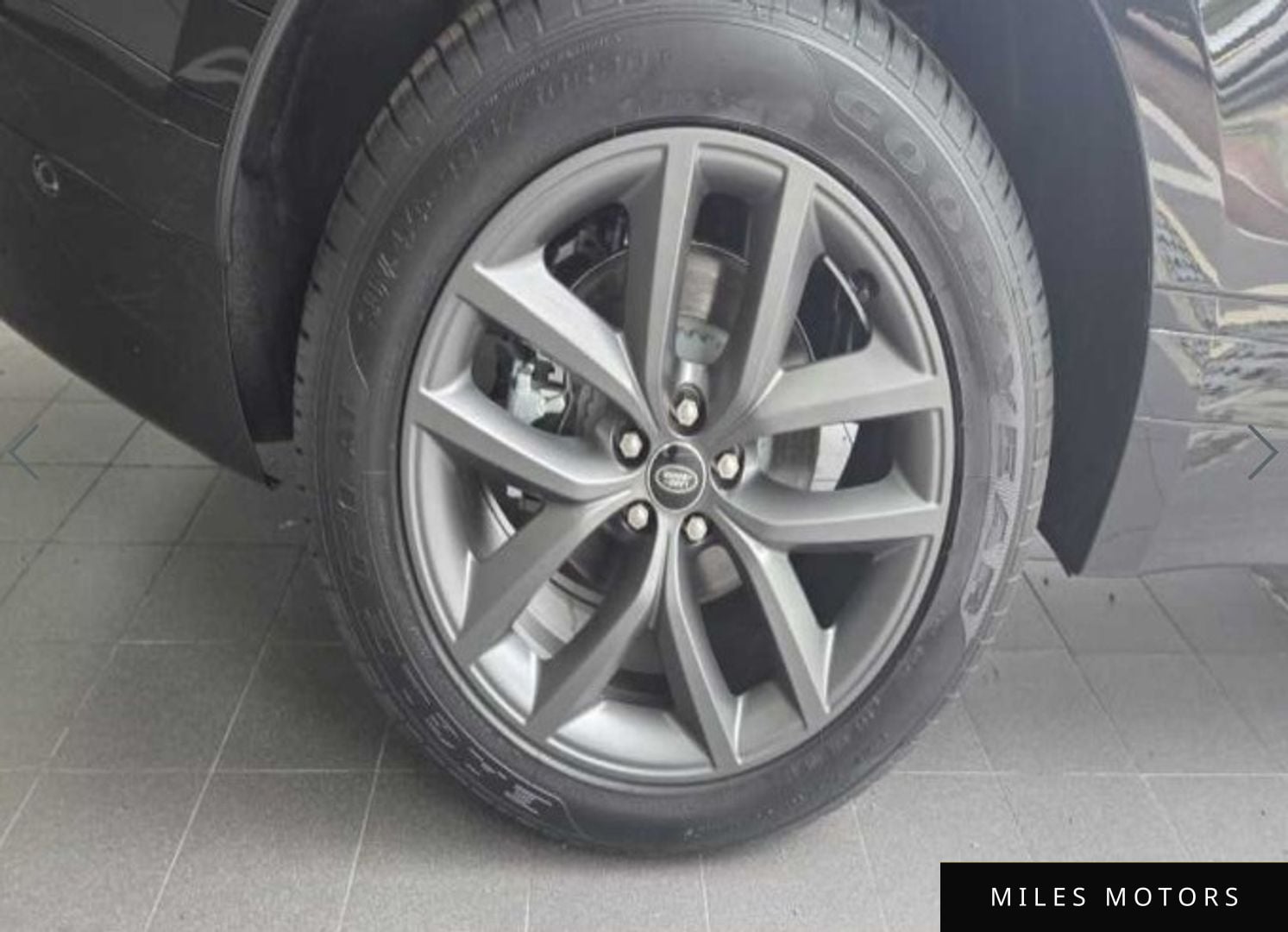 Land Rover Range Rover Velar 2026 — миниатюра 6
