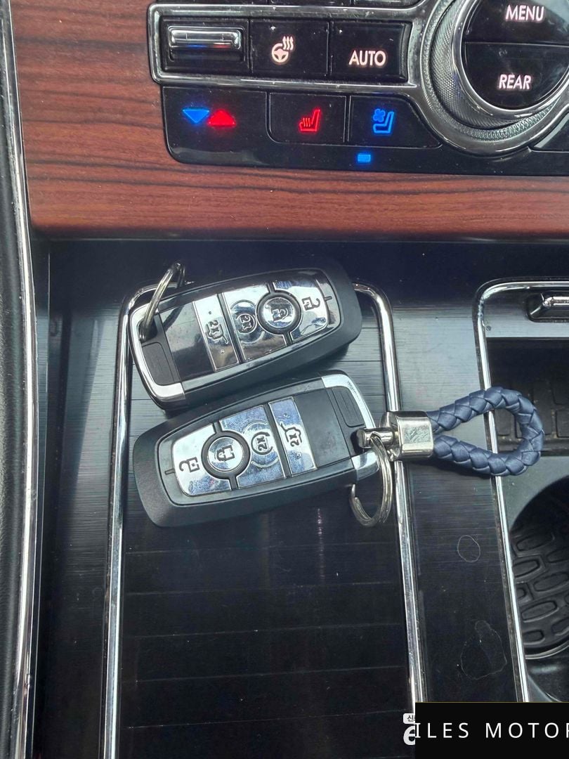 Lincoln Aviator 2021 — миниатюра 8
