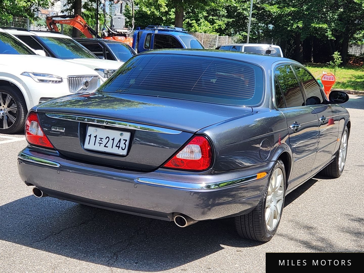 Jaguar XJ-8 2005 — миниатюра 7
