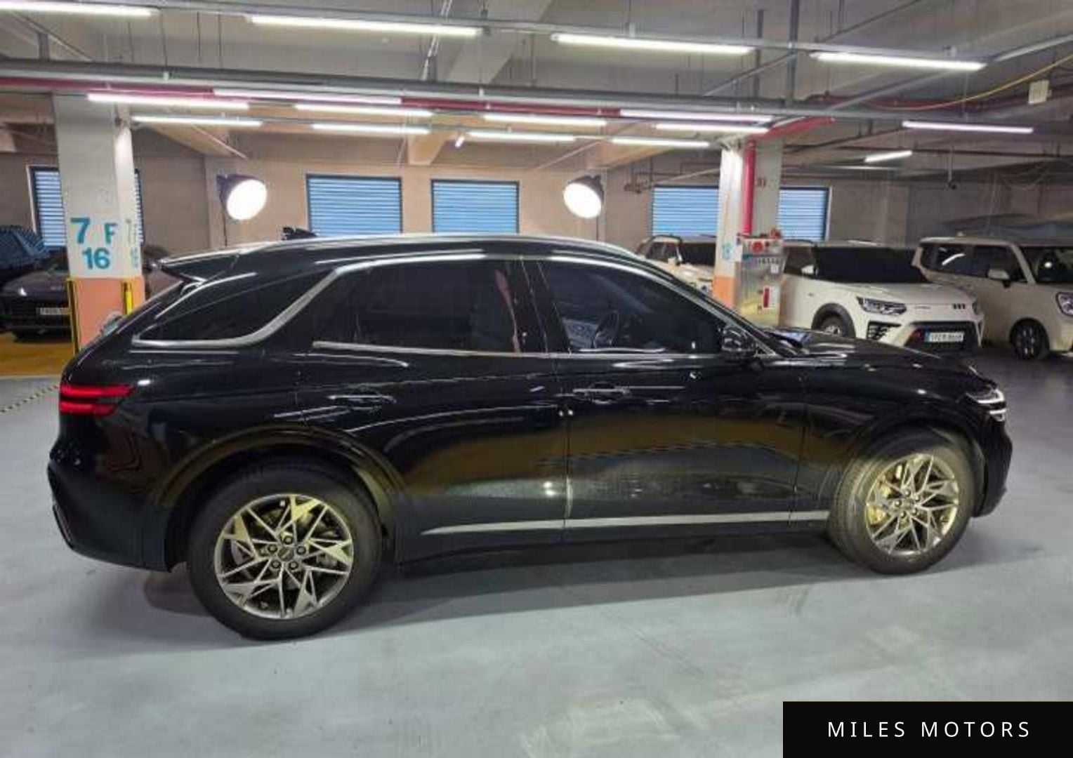 Genesis GV70 2023 — миниатюра 11