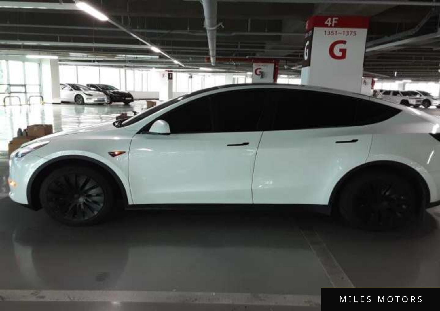 Tesla Model Y 2022 — миниатюра 5