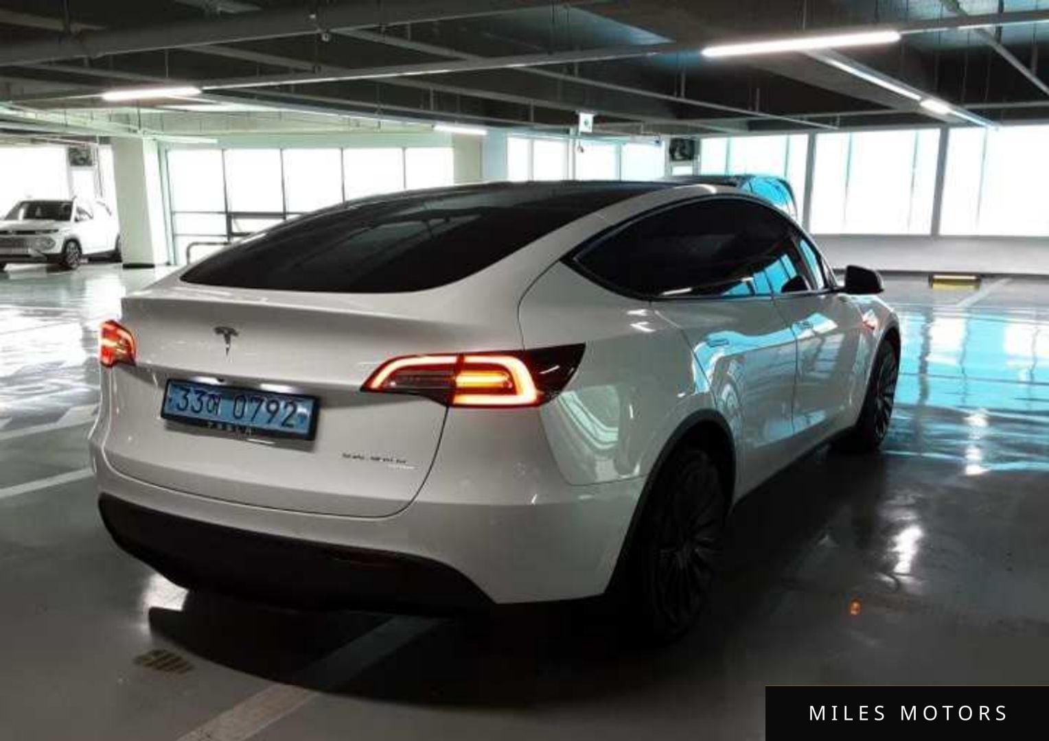 Tesla Model Y 2022 — миниатюра 6