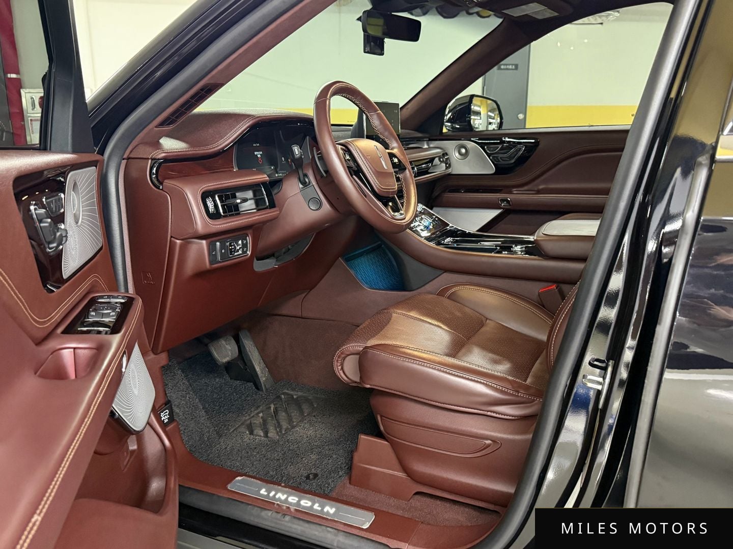 Lincoln Aviator 2022 — миниатюра 9