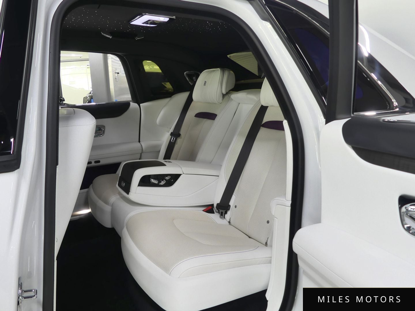 Rolls-Royce Ghost 2021 — миниатюра 12