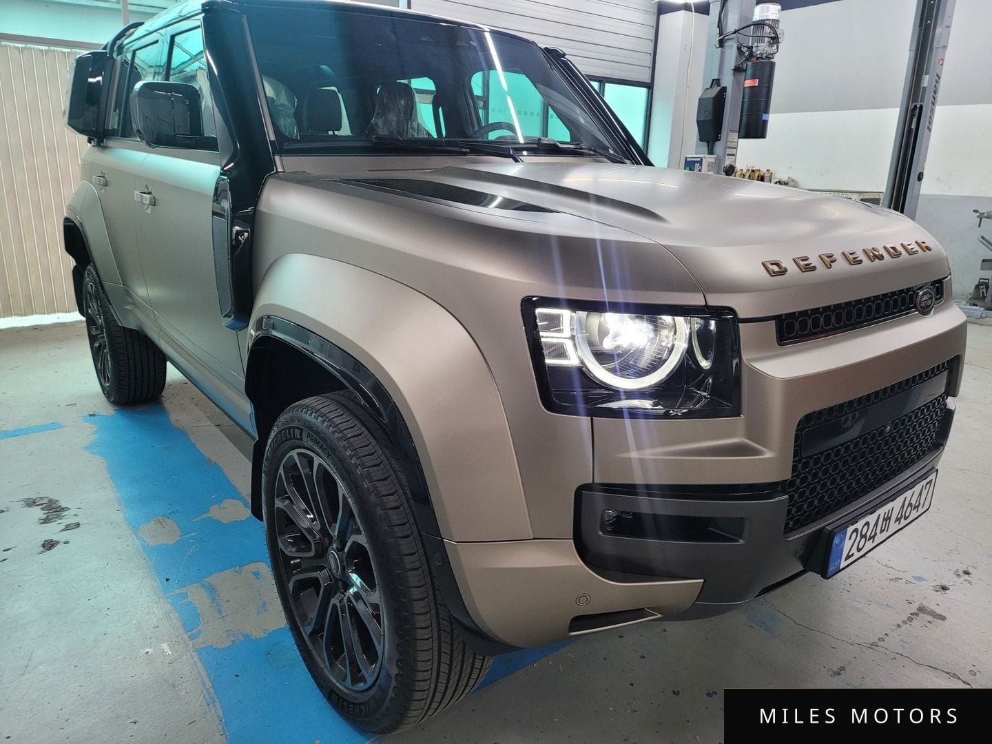 Land Rover Defender 2025 — миниатюра 4