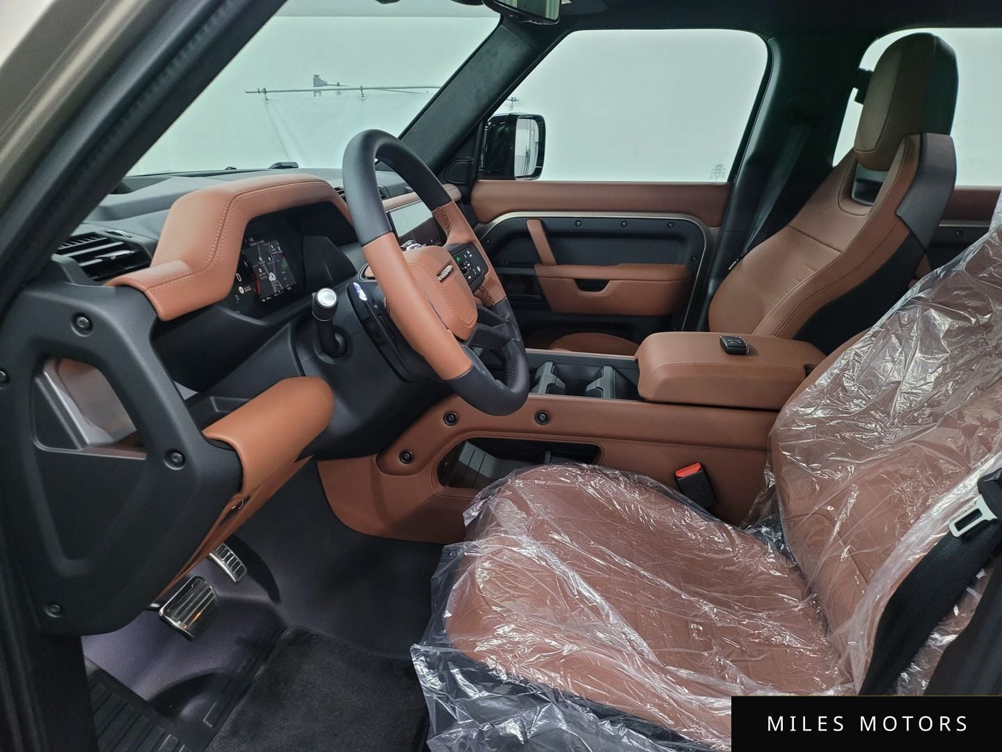 Land Rover Defender 2025 — миниатюра 7