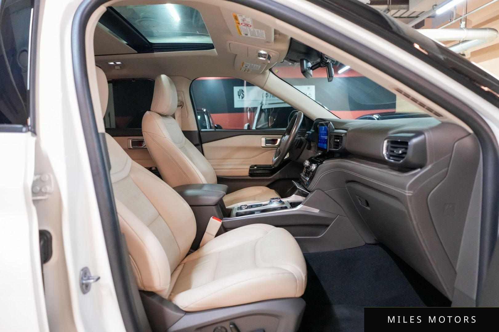 Ford Explorer 2021 — миниатюра 12