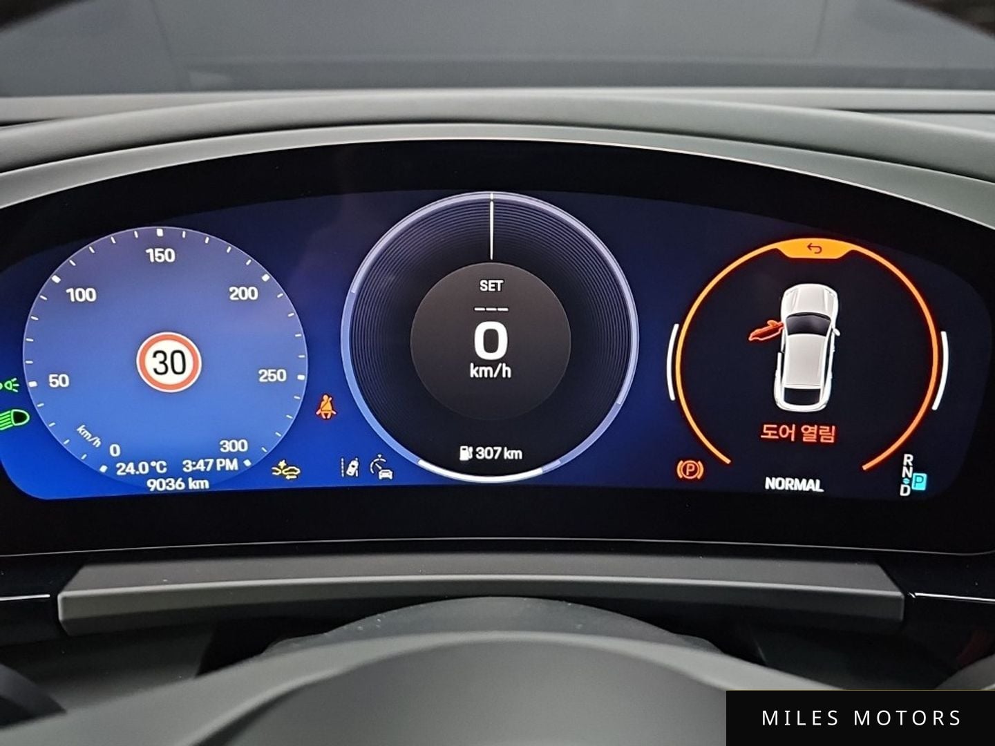 Porsche Macan 2025 — миниатюра 8