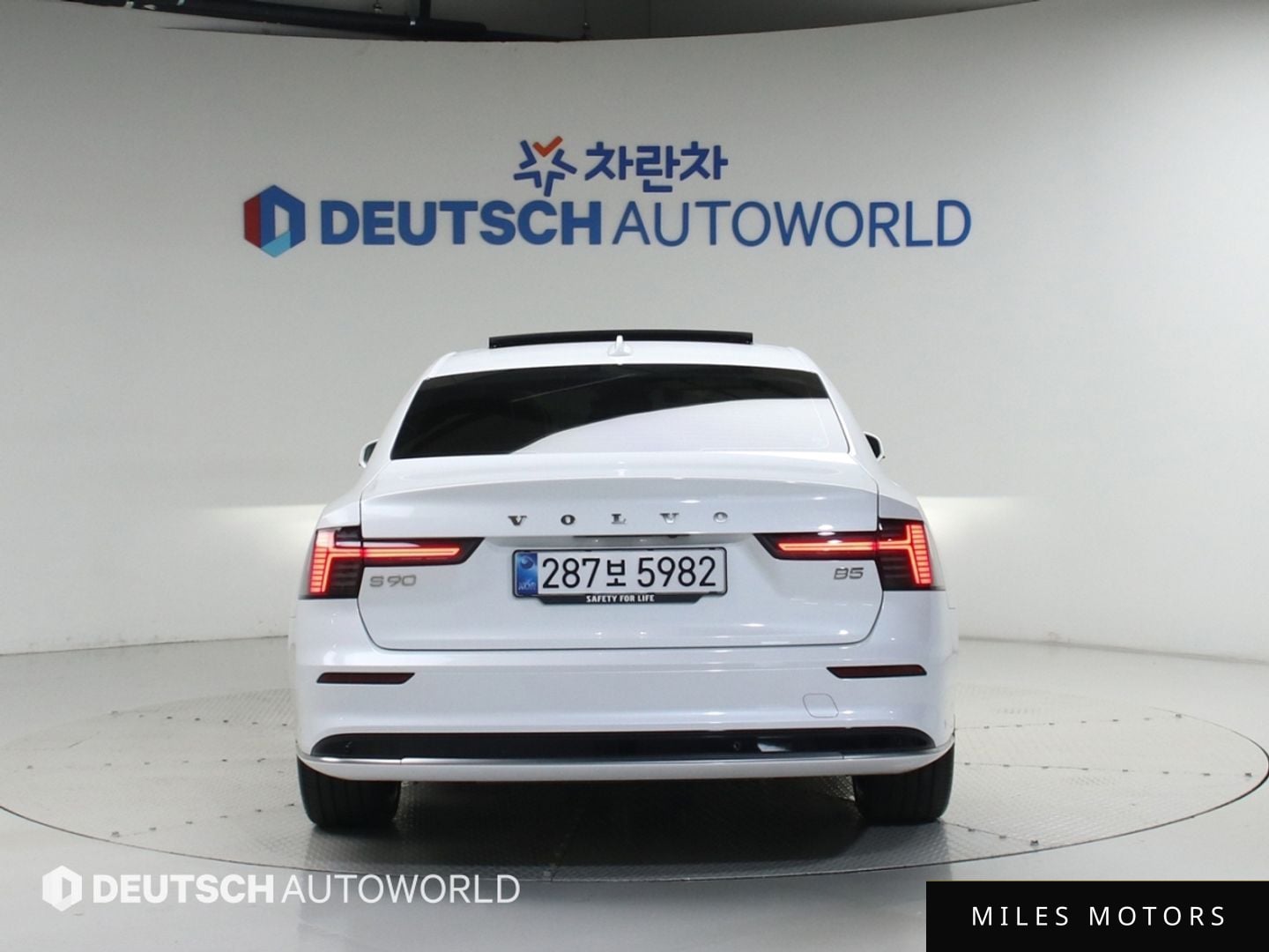 Volvo S90 2026 — миниатюра 4