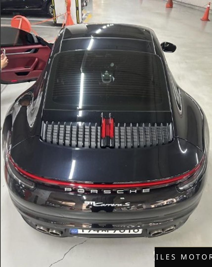 Porsche 911 (992) 2020 — миниатюра 2