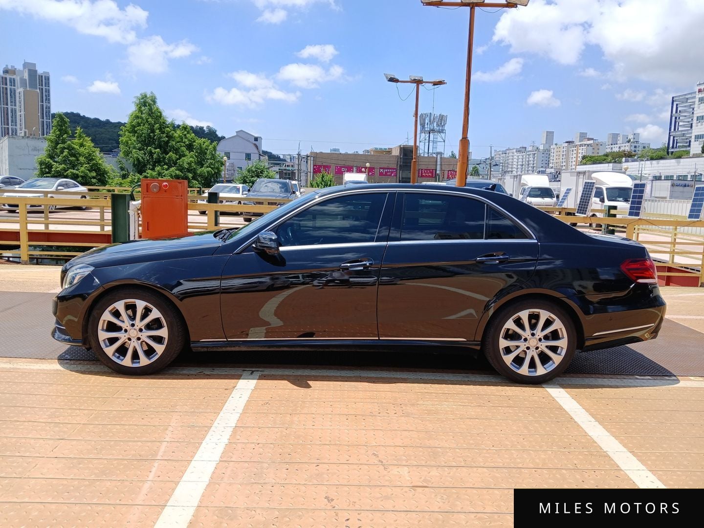 Mercedes-Benz E-Class W212 2015 — миниатюра 3