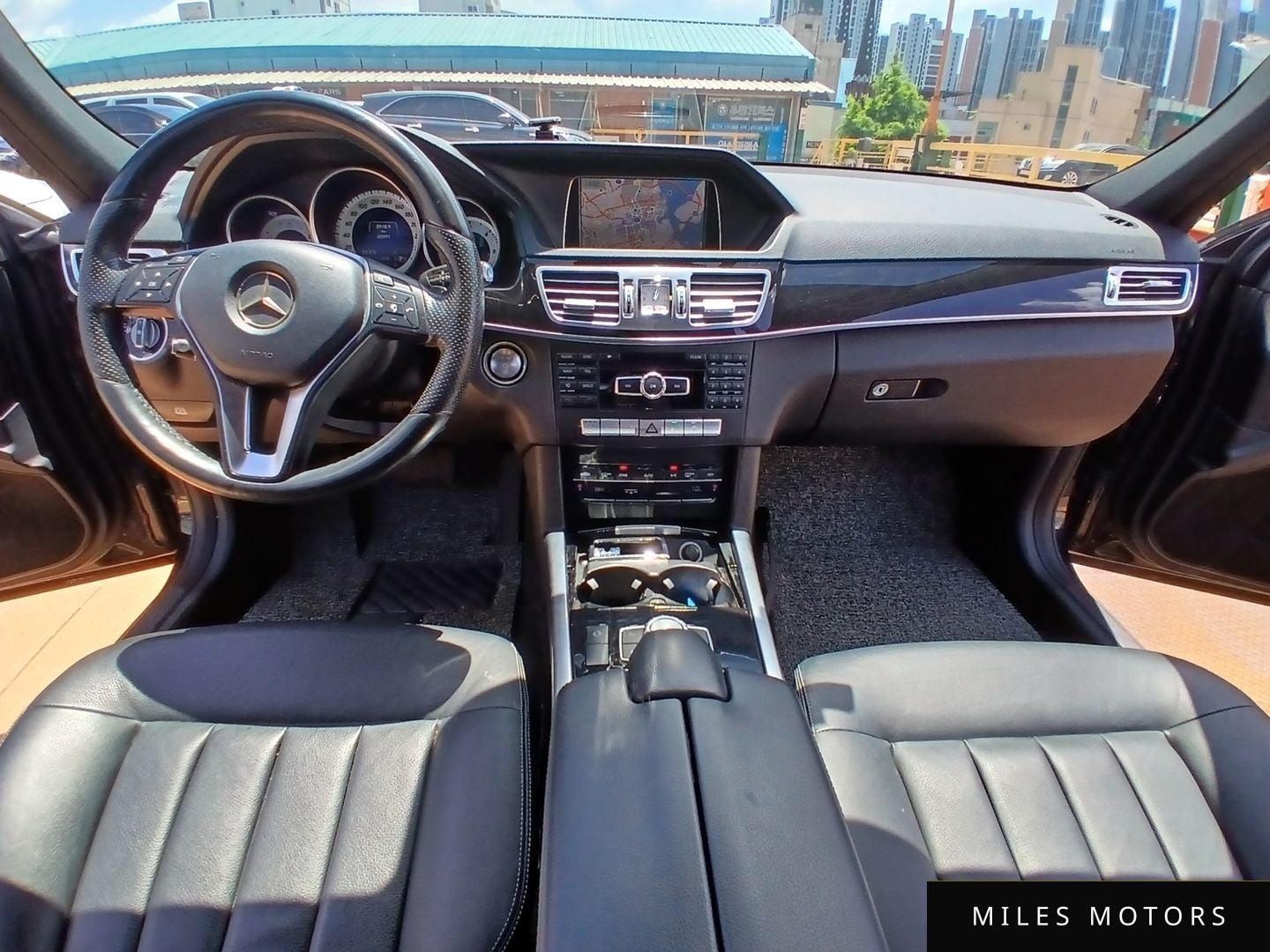 Mercedes-Benz E-Class W212 2015 — миниатюра 10