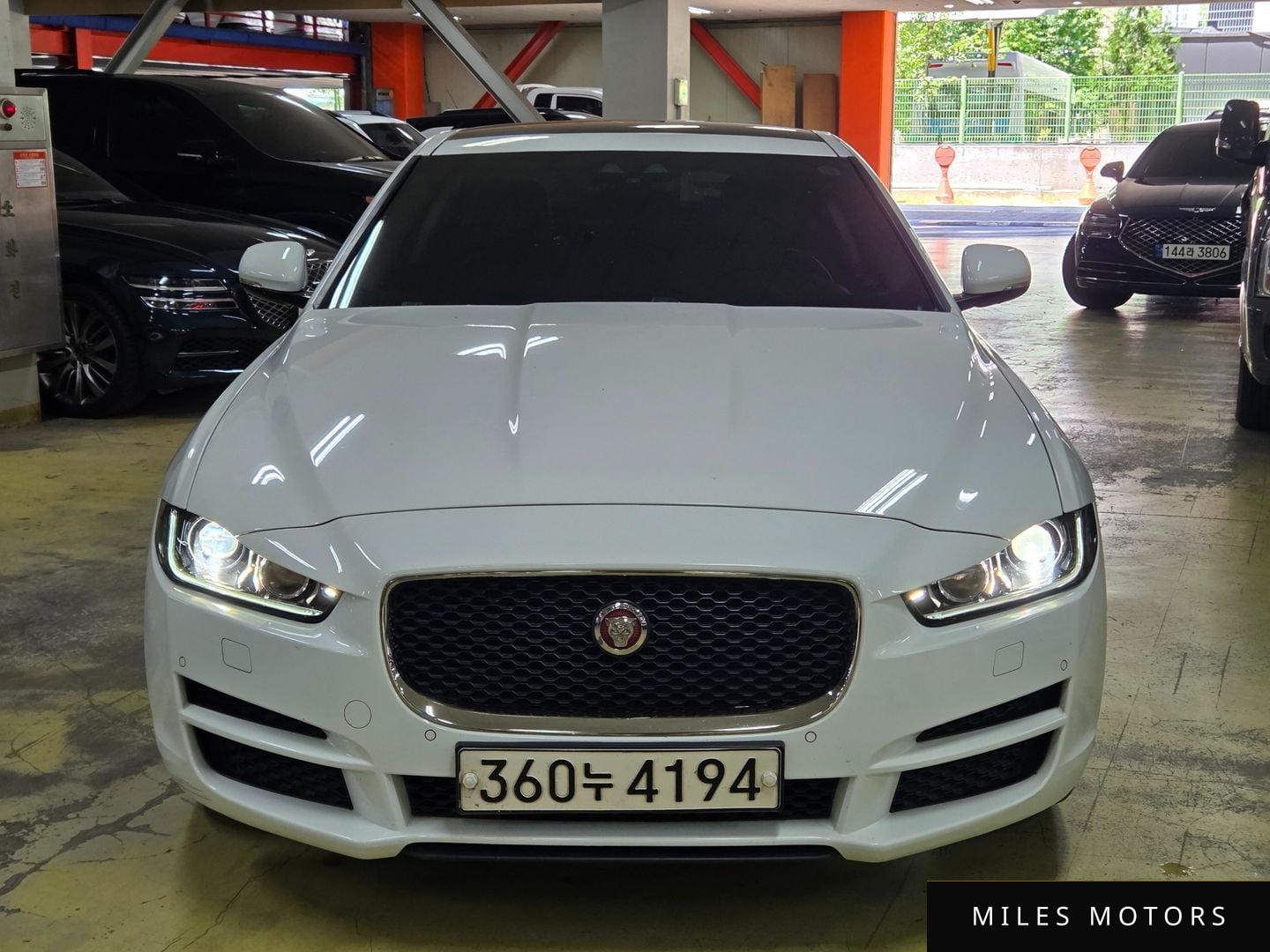 Jaguar XE 2019 — миниатюра 2