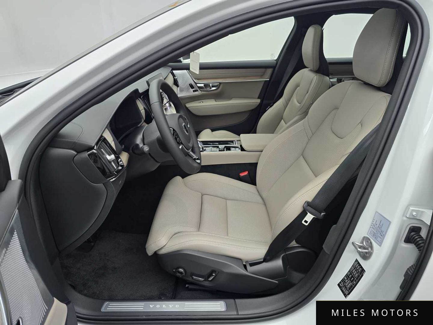 Volvo S90 2026 — миниатюра 10